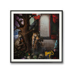 Trykkene kommer i tre ulike størrelser, på kunstpapir og lerret. Alle er signert og nummerert i et begrenset opplag