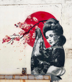 Originlaverket er laget på en stor mural.