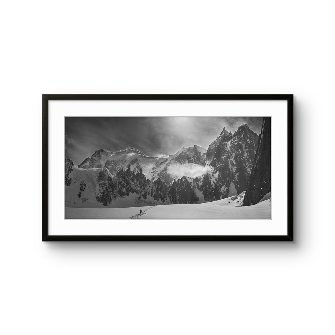 Fine art fotokunsttrykket "High Frontier" av den norske fotografen og eventyreren Tormod Granheim, signert og nummerert i et begrenset opplag.