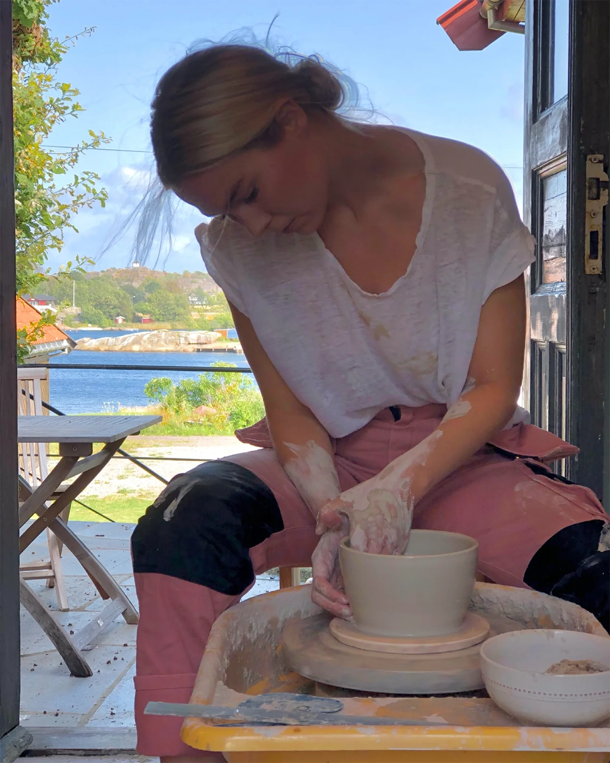 Johanne Birkeland, også kjent som Jossolini, er en norsk keramiker og kunstner.