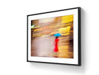 Fotokunsttrykket "Lady in Red" kommer i fire ulike størrelser. 
