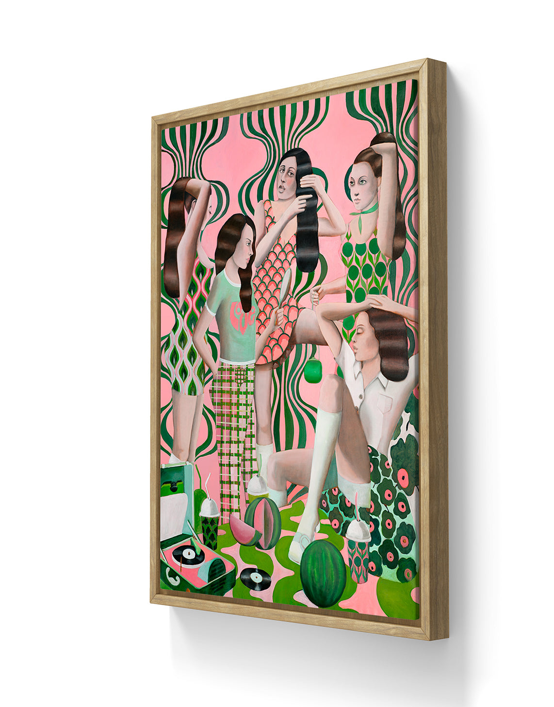 Kunsttrykket «Les Demoiselles d’Artist»  kommer i en størrelse på lerret, håndkolorert og ferdig innrammet. 