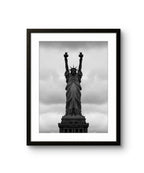 Fine art fotokunsttrykket "Liberty" av den norske fotografen Dag Knudsen, signert og nummerert i et begrenset opplag.