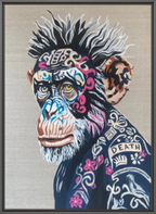 Kunstverket "Shadows and bloom" inviterer til å se det vakre og det uunngåelige side om side. I blomstermotivene finnes livskraft, i inskripsjonen ligger døden