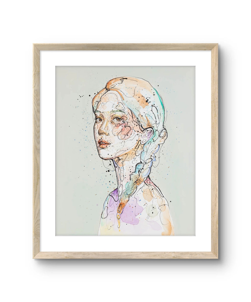 Kunsttrykket "Sommernatt" kommer i tre ulike størrelser og er trykket på to ulike medium: