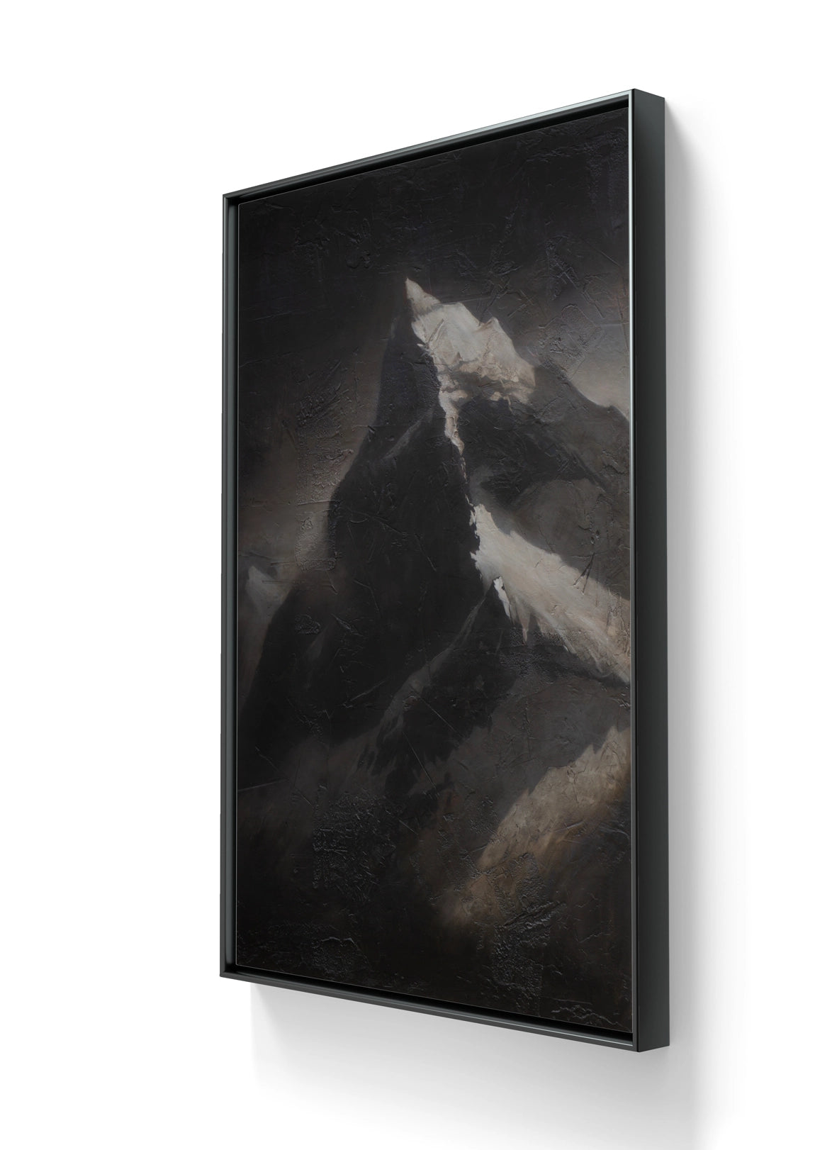 Kunstverket "Store Austabotntind" leveres ferdig innrammet en treramme.