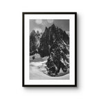 Fine art fotokunsttrykket "Supercouloir" av den norske fotografen og eventyreren Tormod Granheim, signert og nummerert i et begrenset opplag