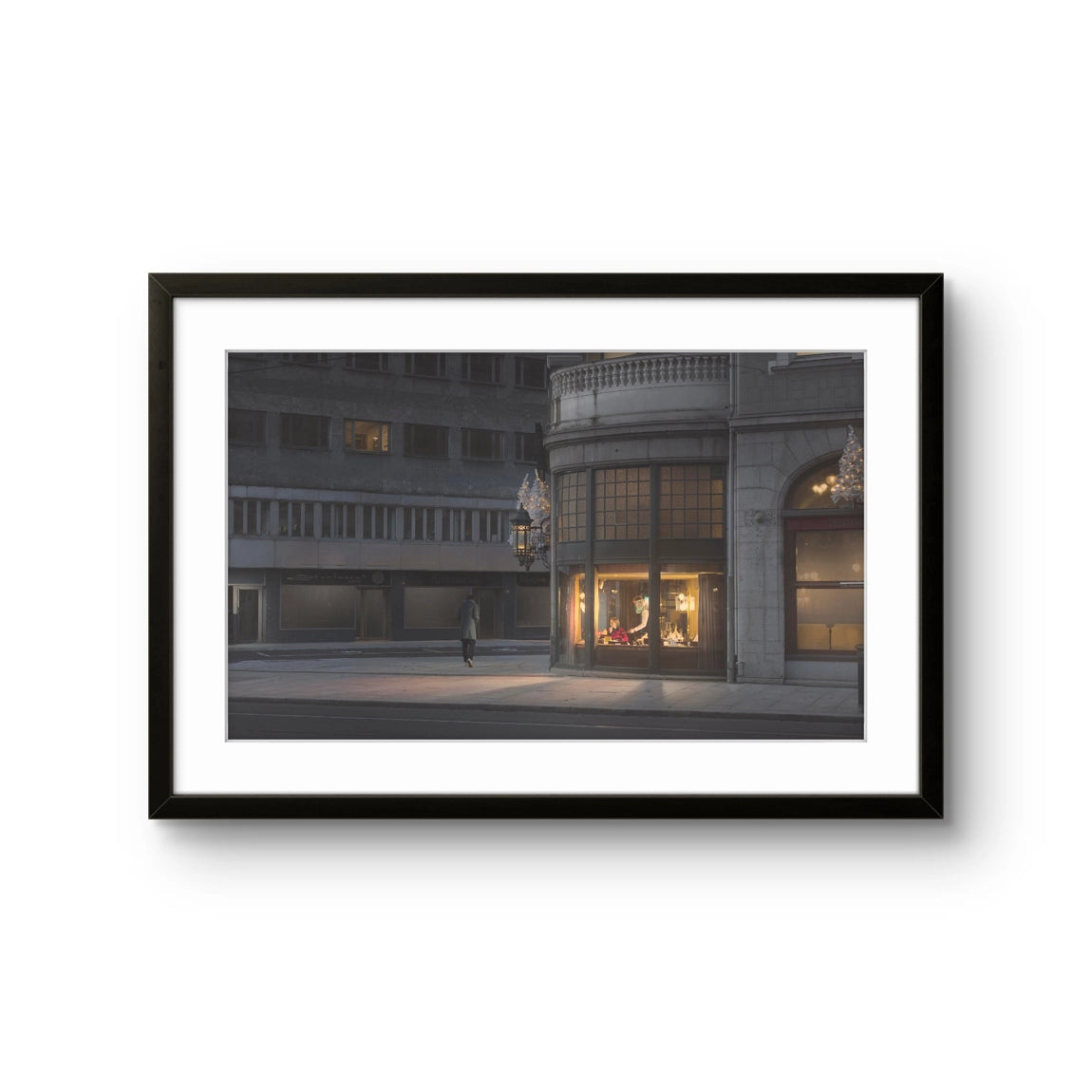 Fine art fotokunsttrykket "On Two Wheels" av den norske fotografen Ole Marius Jørgensen, signert og nummerert i et begrenset opplag