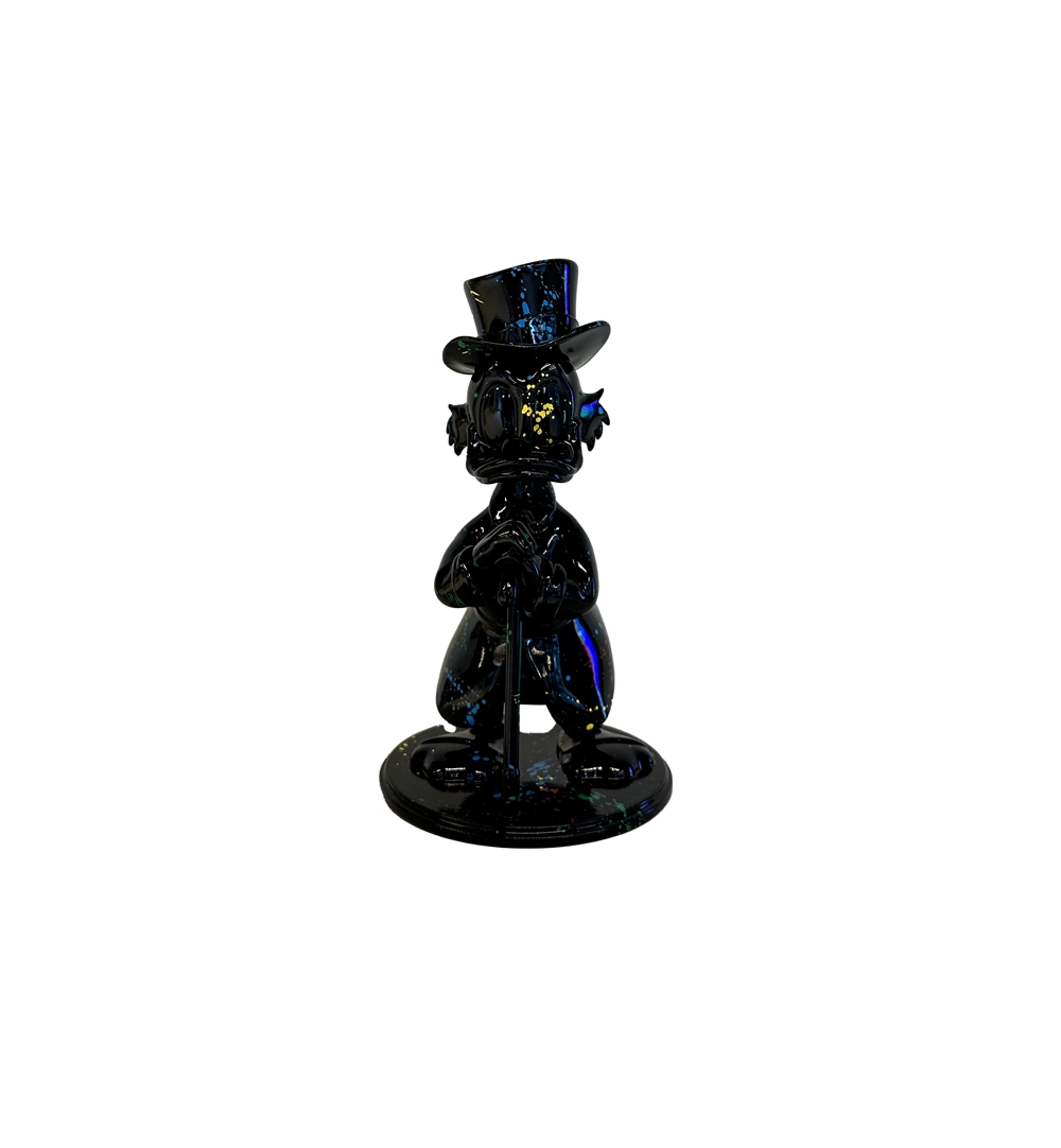 Størrelsen på skulpturen er 20 cm