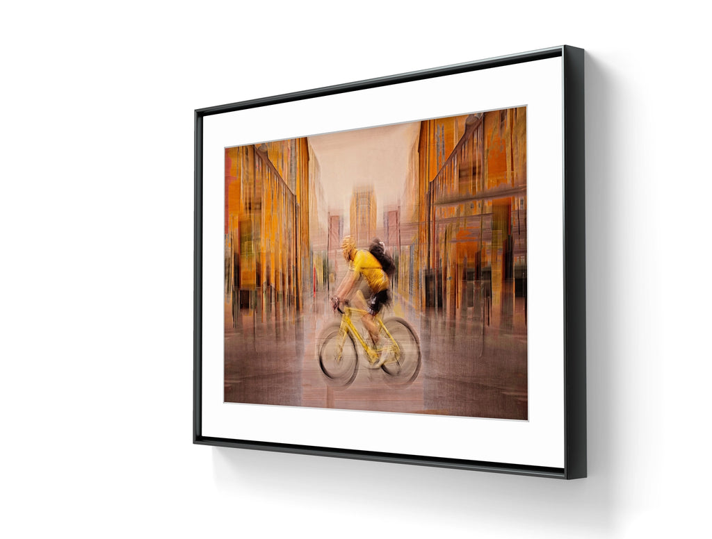 Fotokunsttrykket "Yellow Jersey" kommer i fire ulike størrelser på kunstpapir.