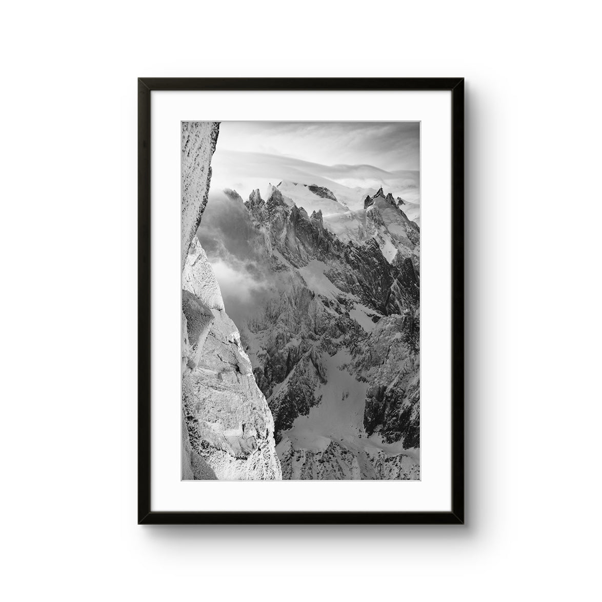 Fine art fotokunsttrykket "After the storm" av den norske fotografen og eventyreren Tormod Granheim, signert og nummerert i et begrenset opplag.