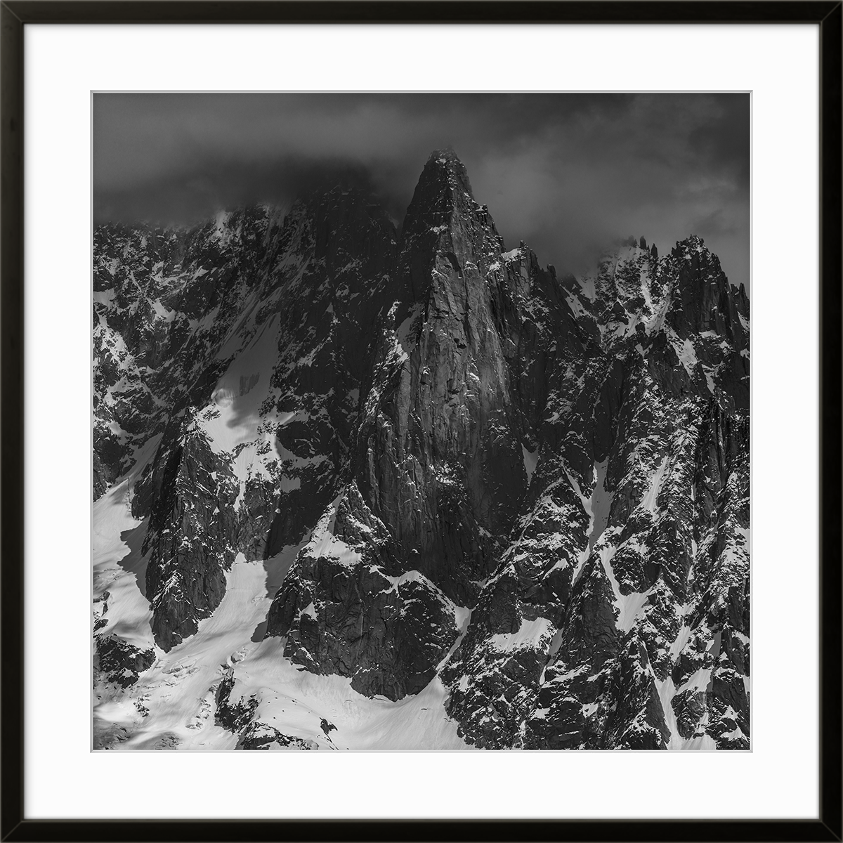 Ønsker du innramming av kunsttrykket "Centrepiece"? Vi hjelper deg!