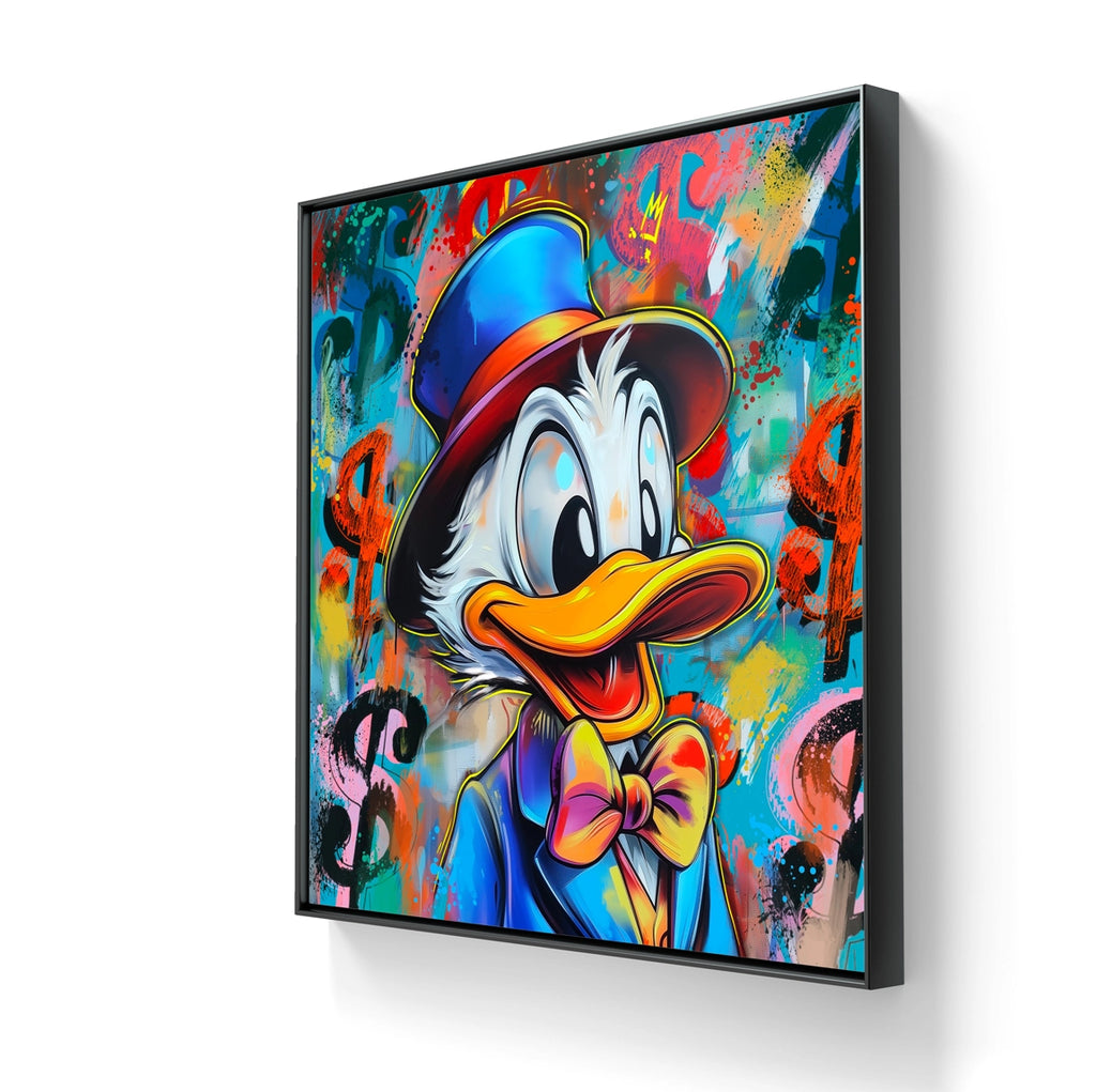 Kunsttrykket "Dollar duck" på lerret leveres ferdig innrammet med en sort ramme. 