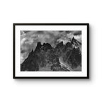 Fine art fotokunsttrykket "First Storm" av den norske fotografen og eventyreren Tormod Granheim, signert og nummerert i et begrenset opplag