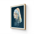 Ønsker du innramming av trykket "the girl"? Vi hjelper deg. 