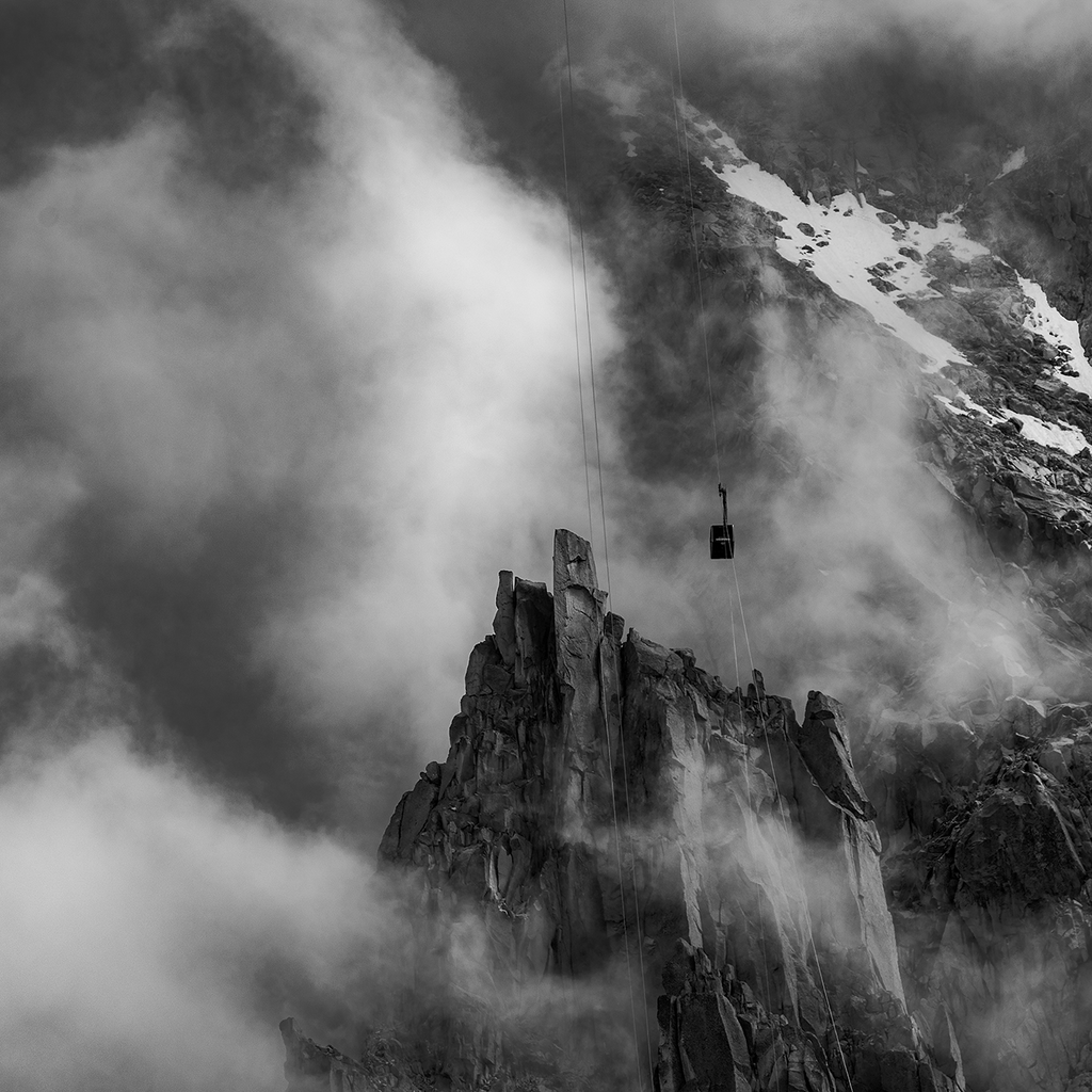 "The one and only" kommer i tre ulike størrelser, trykket på kunstpapir med høyglans. 